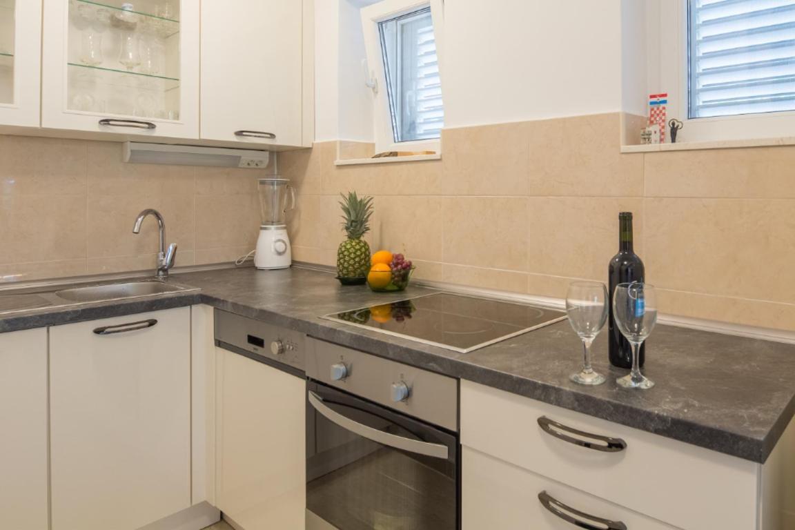 Apartment Pepica Trogir Eksteriør billede