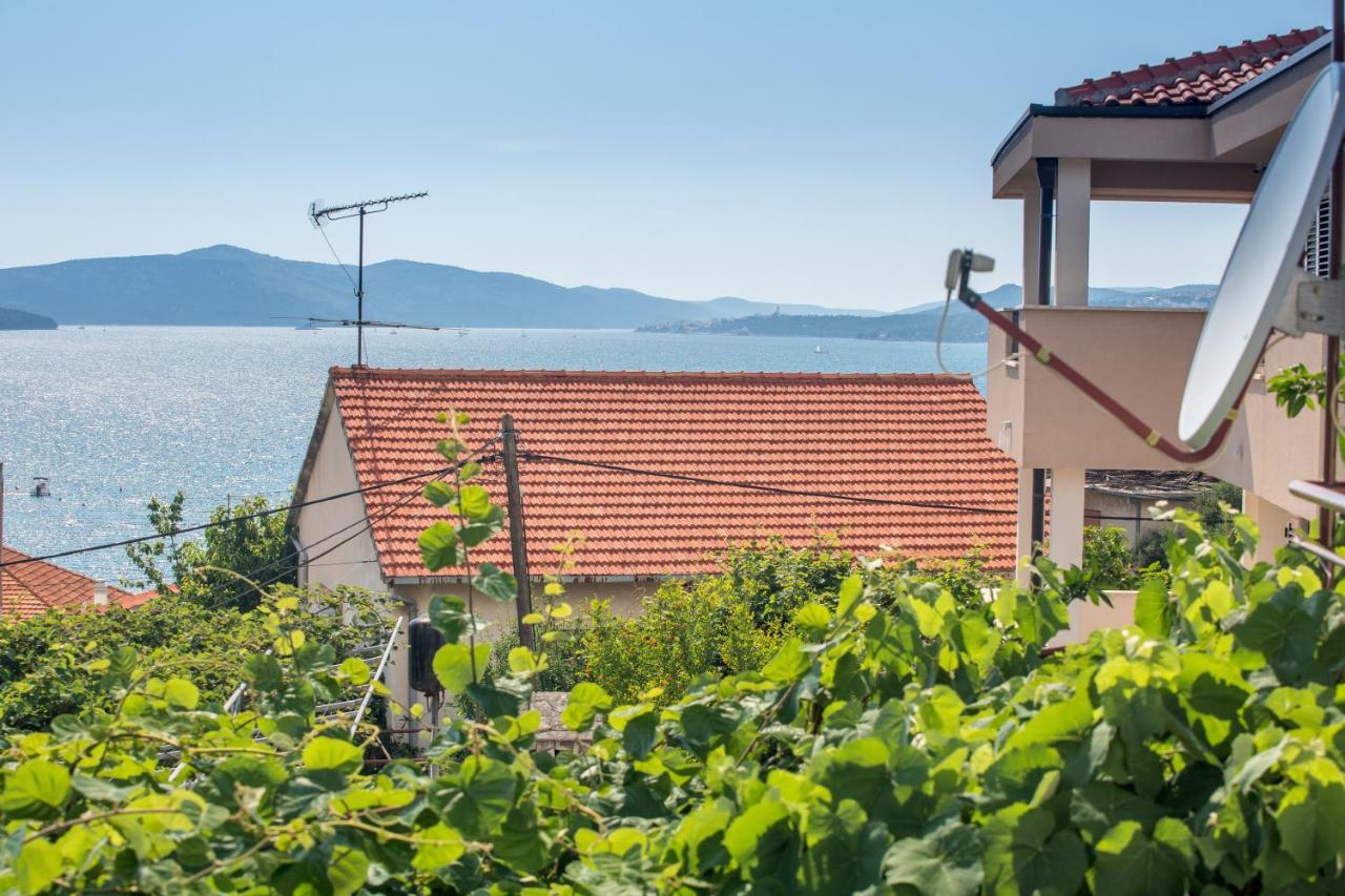 Apartment Pepica Trogir Eksteriør billede